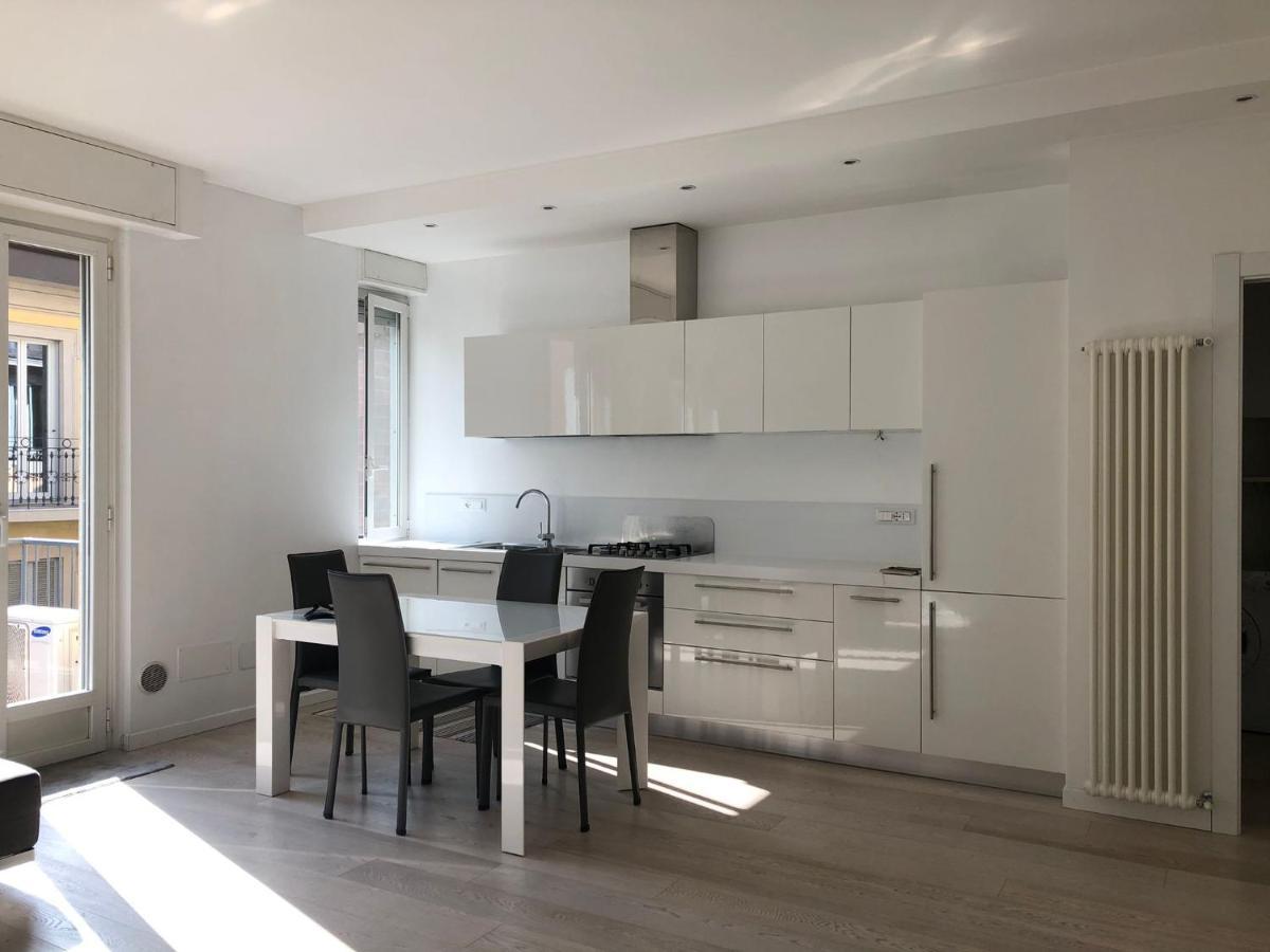 Bright & Spacious Apartment Near Navigli - Ponti Milan Exterior photo